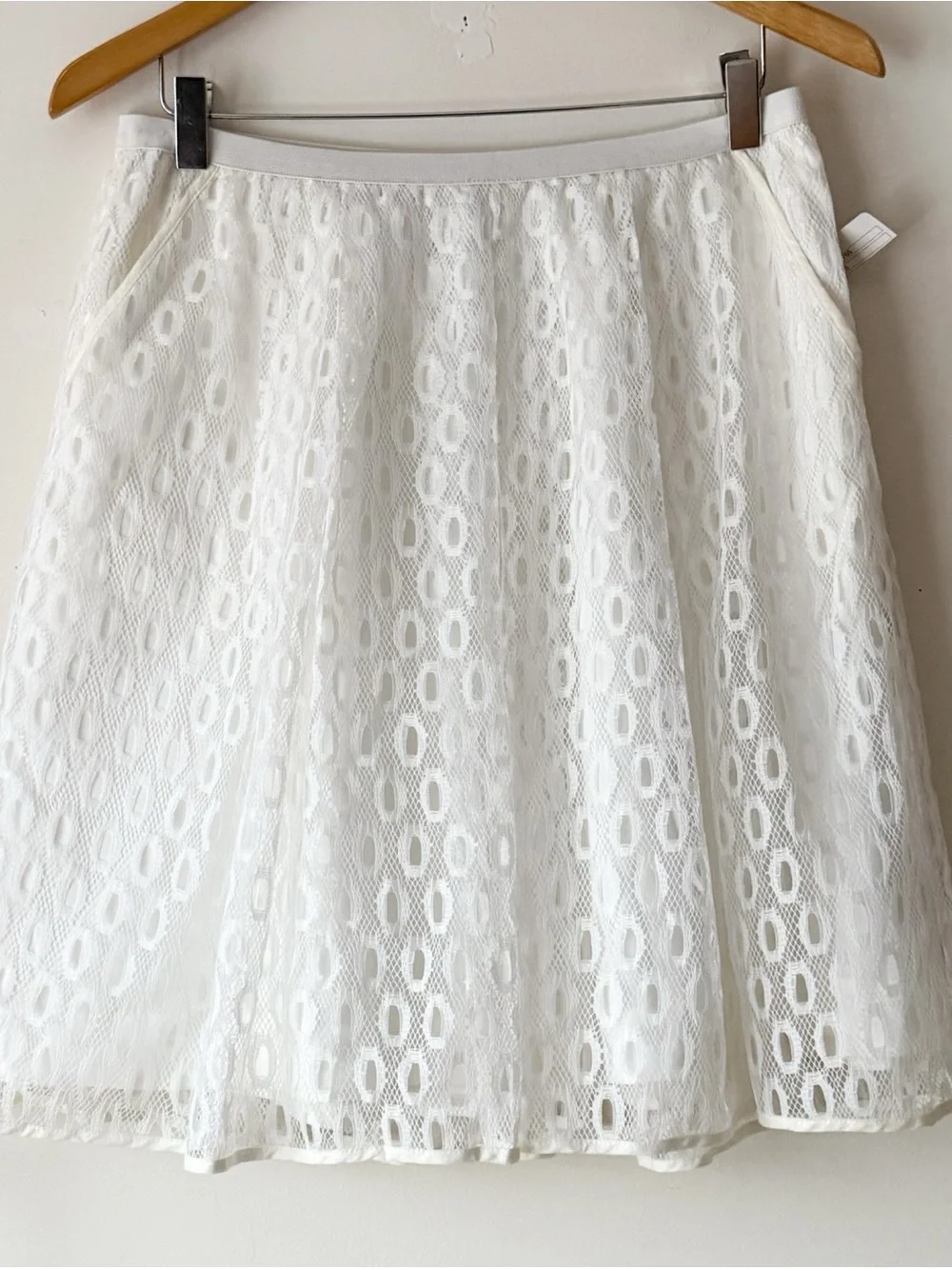 Anthropologie Maeve Lawn Party Skirt With Pockets White A-Line Eyelet Size 4 - Picture 2 of 12
